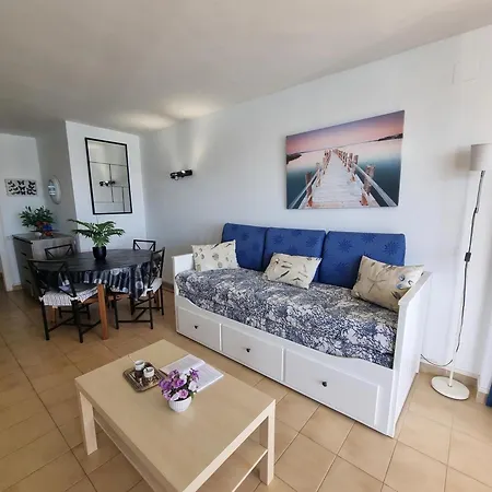 Appartamento Moderno Cerca De La Playa Con Terraza - Hisp-236-128