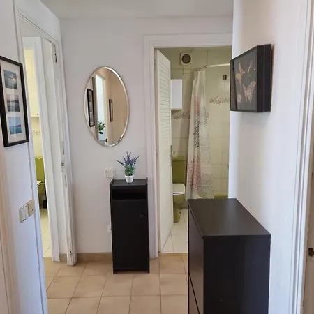 Moderno Cerca De La Playa Con Terraza - Hisp-236-128 Appartamento *