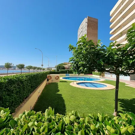 Moderno Cerca De La Playa Con Terraza - Hisp-236-128 *